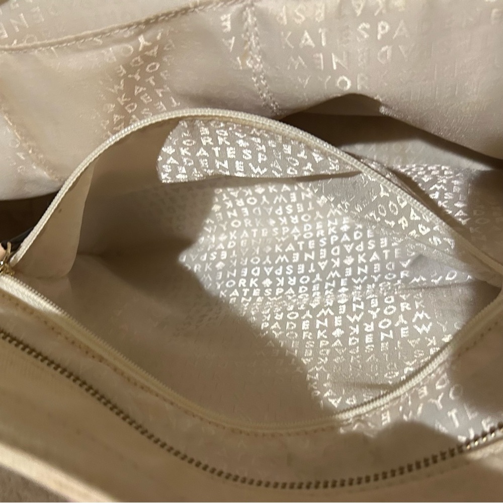 Kate Spade Remmi Ash Street Tote – Pink & White Canvas with Leather Straps - Picture 7 of 8